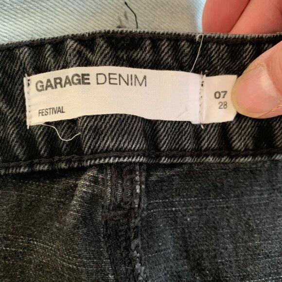 Distressed  Denim Festival Shorts - Picture 4 of 5